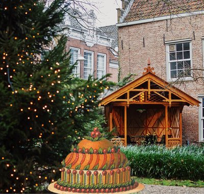Christine Reehorst - Dwaalspoor in de tuin van Huis Van Gijn - 2023